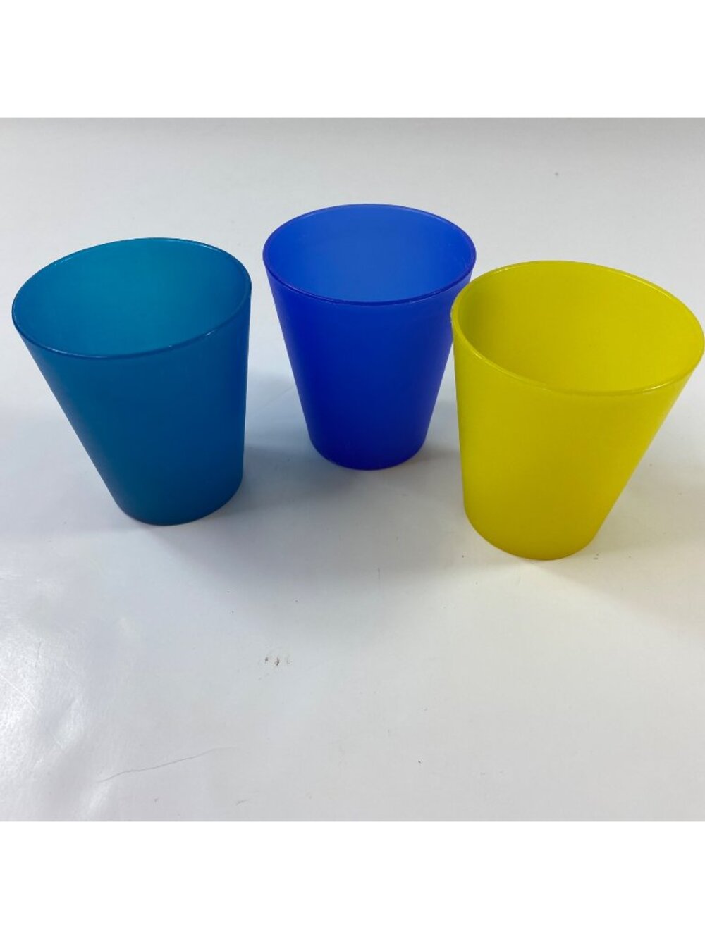 IKEA Set 3 Colorful Plastic Drinking Cups 8 Ounces Turquoise Royal Blue Yellow